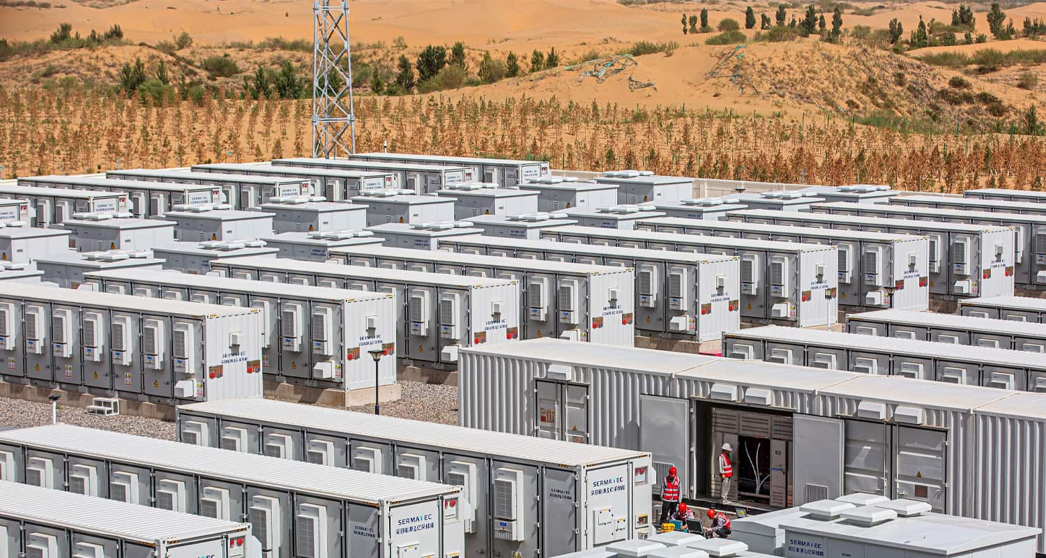 Qu’est-ce que le stockage d’énergie connecté au réseau ?