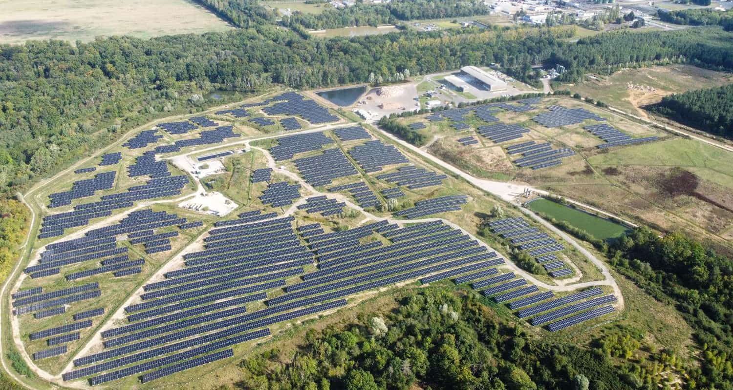 Deux grands projets de stockage d'énergie, d'une capacité respective de 550 MW et 2,2 GWh, ont été approuvés.