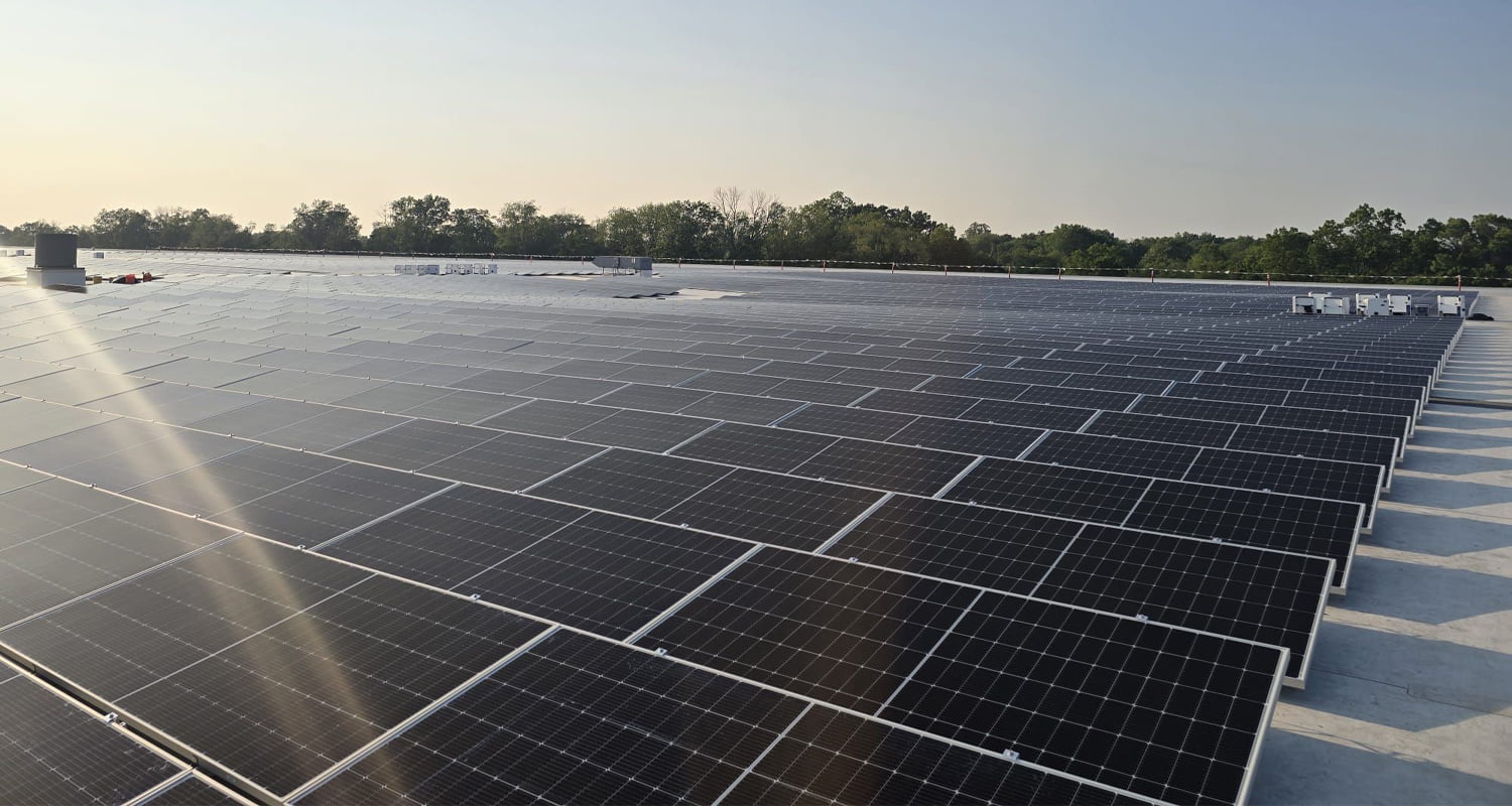 La France rejette officiellement la proposition de suspension du développement ! Bonne nouvelle pour les projets solaires et éoliens.