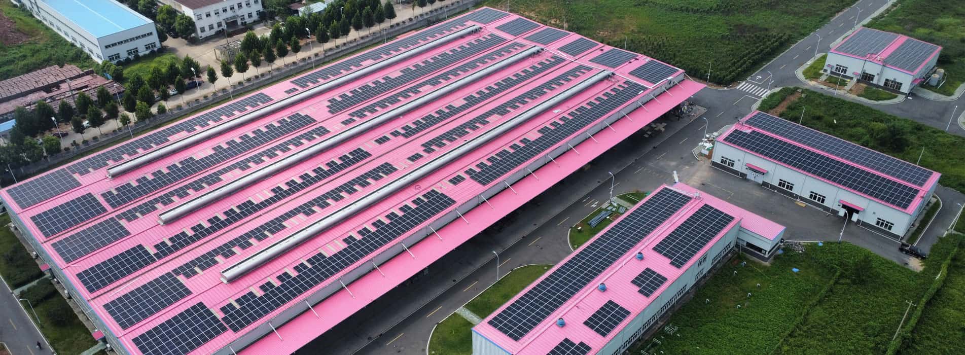 Panneaux photovoltaïques en bardeaux de Chine 540 watts 550 watts 560 watts