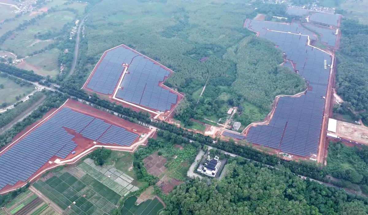 La plus grande centrale photovoltaïque terrestre d'Indonésie achevée et mise en service